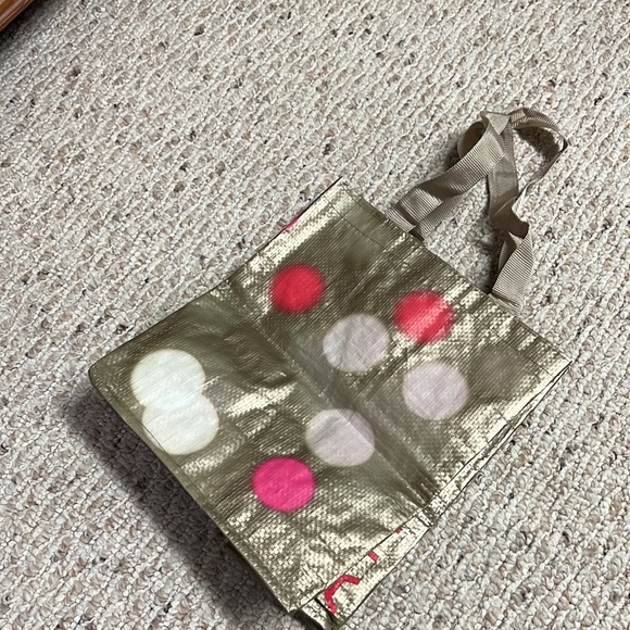 ◻️ATHLETA: Reuseable, medium size bag, gold w/dot pattern, barely used◻️ - Picture 7 of 7